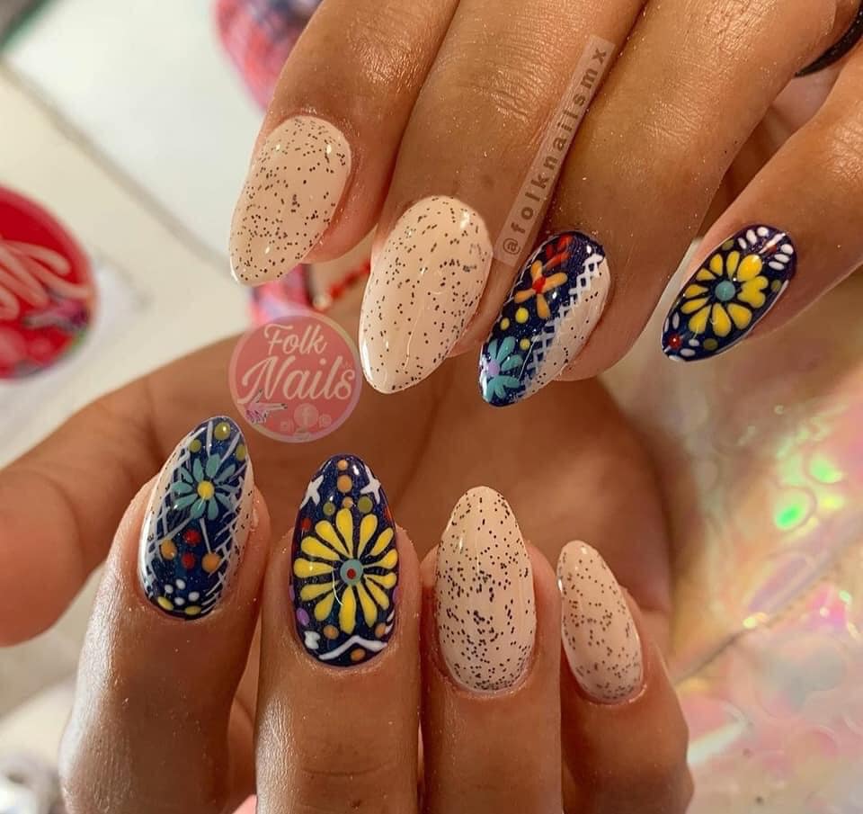 Uñas con diseños en 3D ;20 Ideas para darle a tus uñas un estilo mexicano y lleno de color