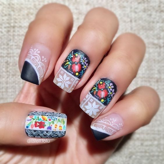 Uñas con diseño de tapetes ;20 Ideas para darle a tus uñas un estilo mexicano y lleno de color