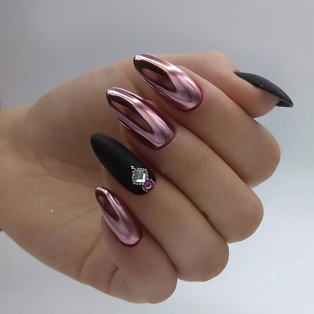 27 Breathtaking Chrome Nails For Your Special Night - 187