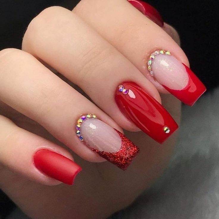 27 manicuras rojas glamorosas que te harán irresistible - 207