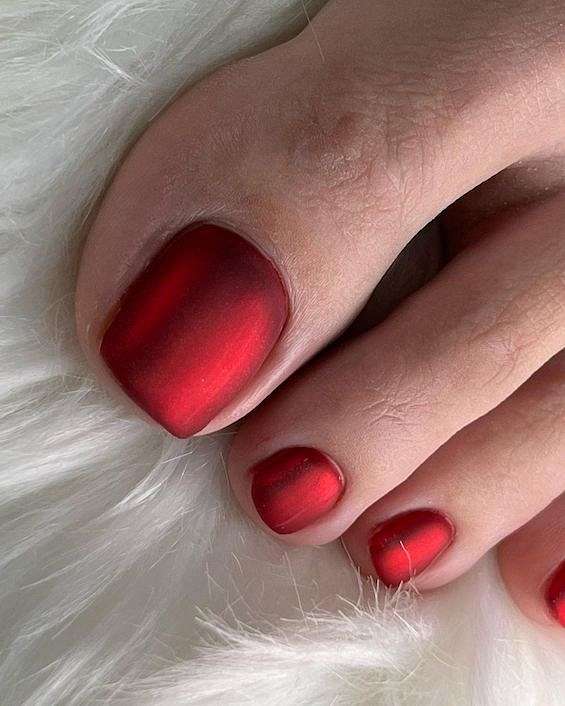 30 increíbles ideas para uñas rojas que debes probar фото №8