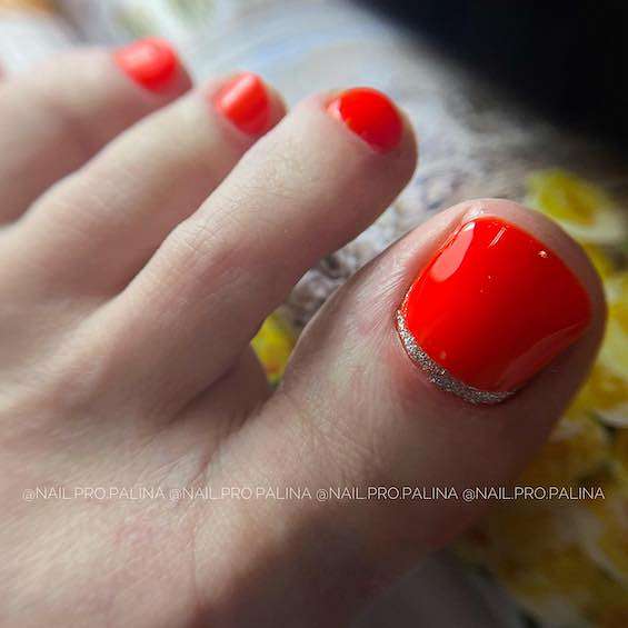 30 increíbles ideas para uñas rojas que debes probar фото №32