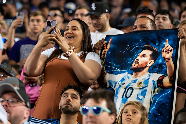 Messi is still causing a fever after 9 months in the US: 72 thousand spectators came to the stadium, no matter how expensive the ticket prices were - Photo 6.